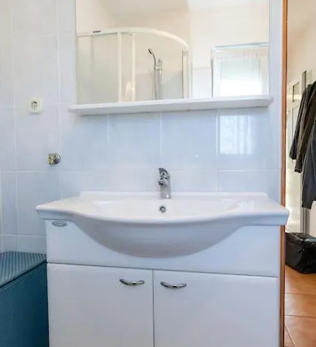 Apartman Vlado *